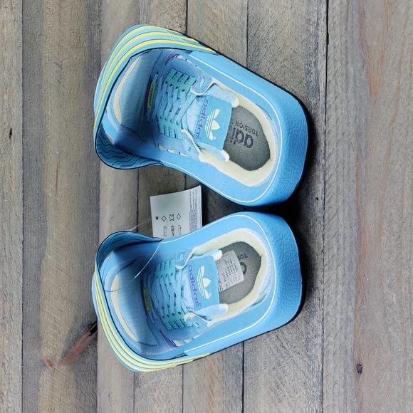 adidas Adilette Premium Slides Sandals Made Italy - Picture 5 of 9